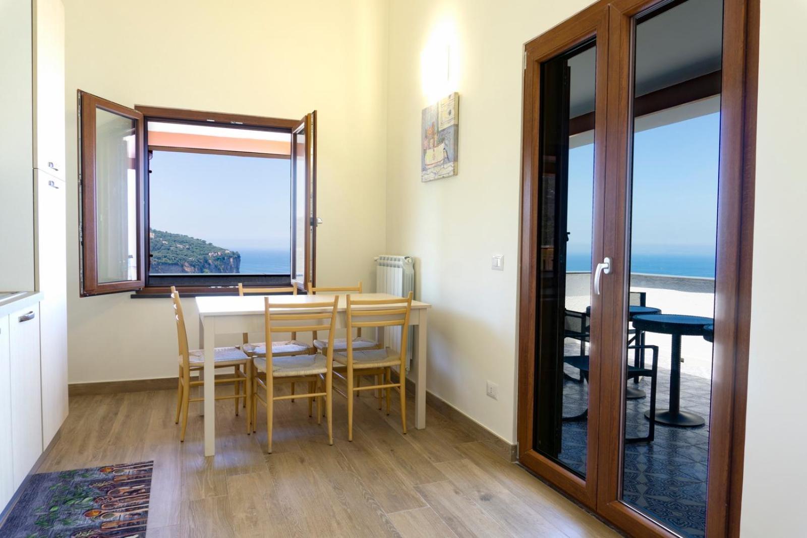 Appartamento In Villa Ariel Vico Equense Eksteriør billede