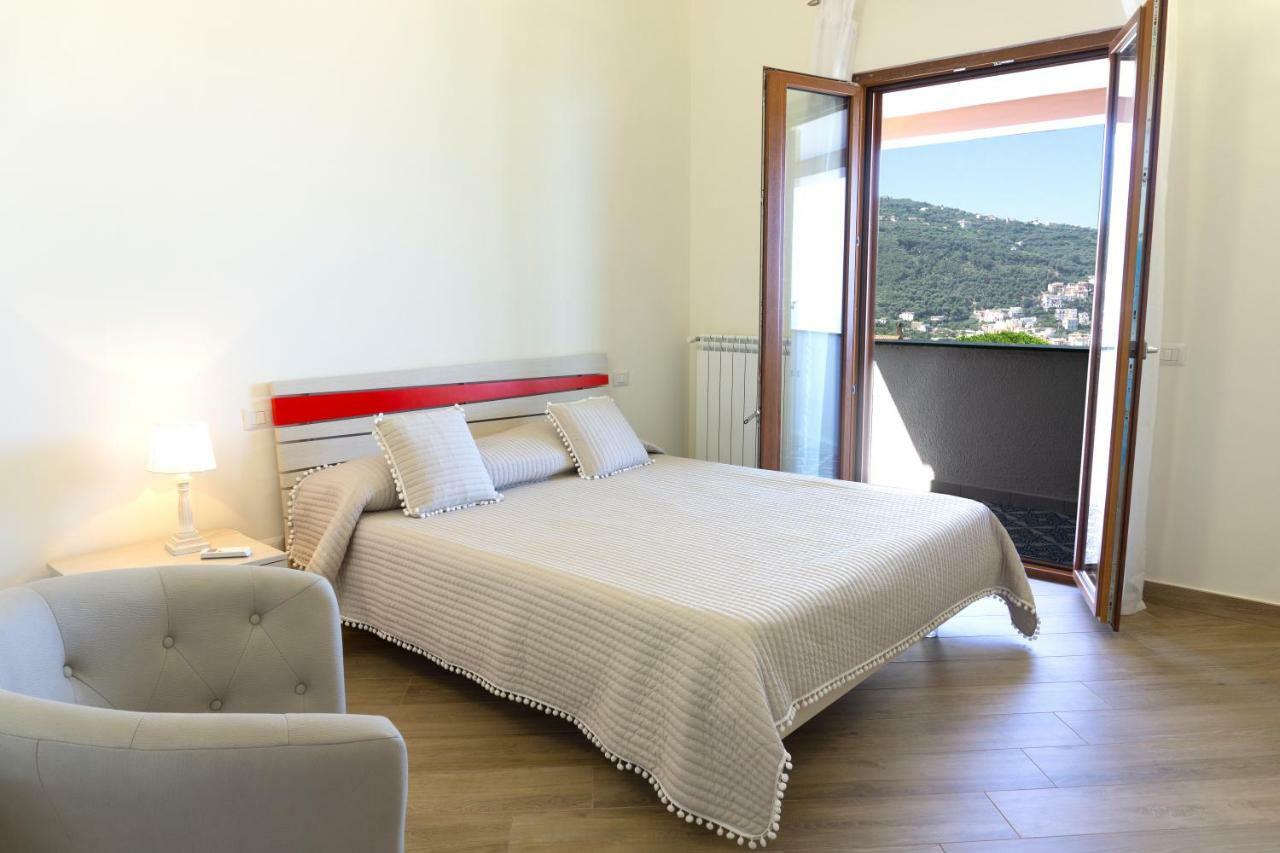 Appartamento In Villa Ariel Vico Equense Eksteriør billede